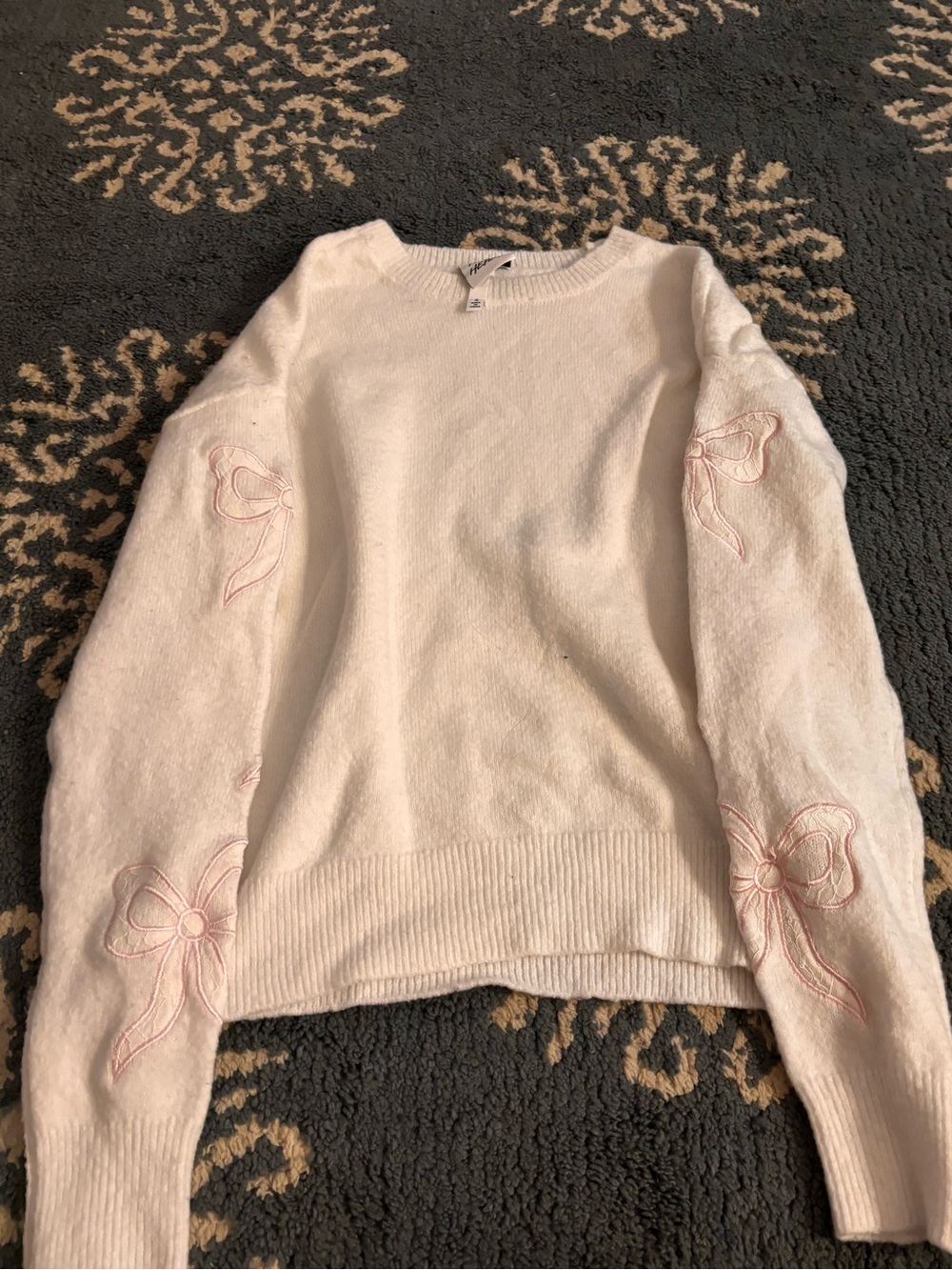 Cream Crewneck Sweater with Pink Bow Embroidery